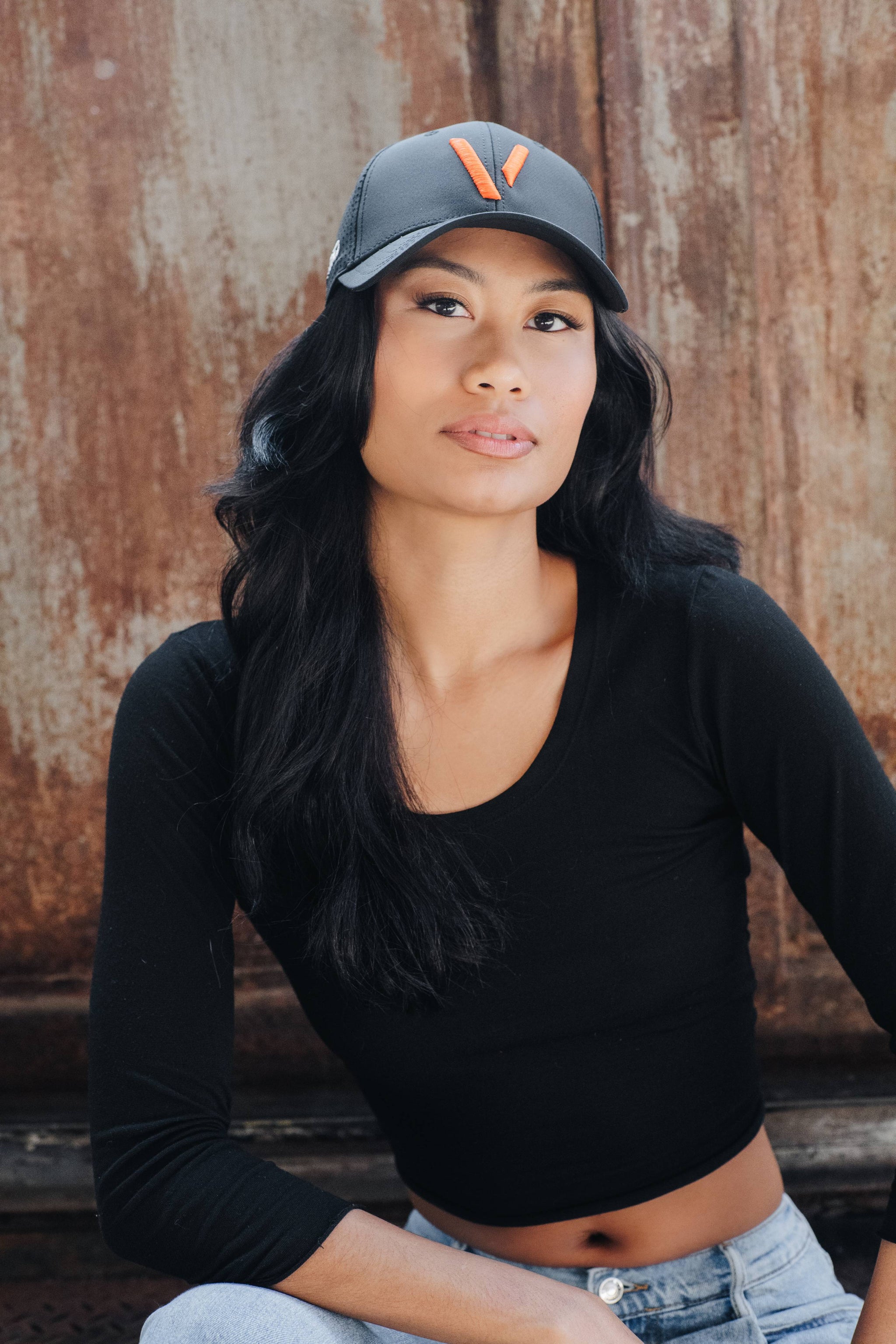 Vici “V” Marked to Conquer Hat | Black